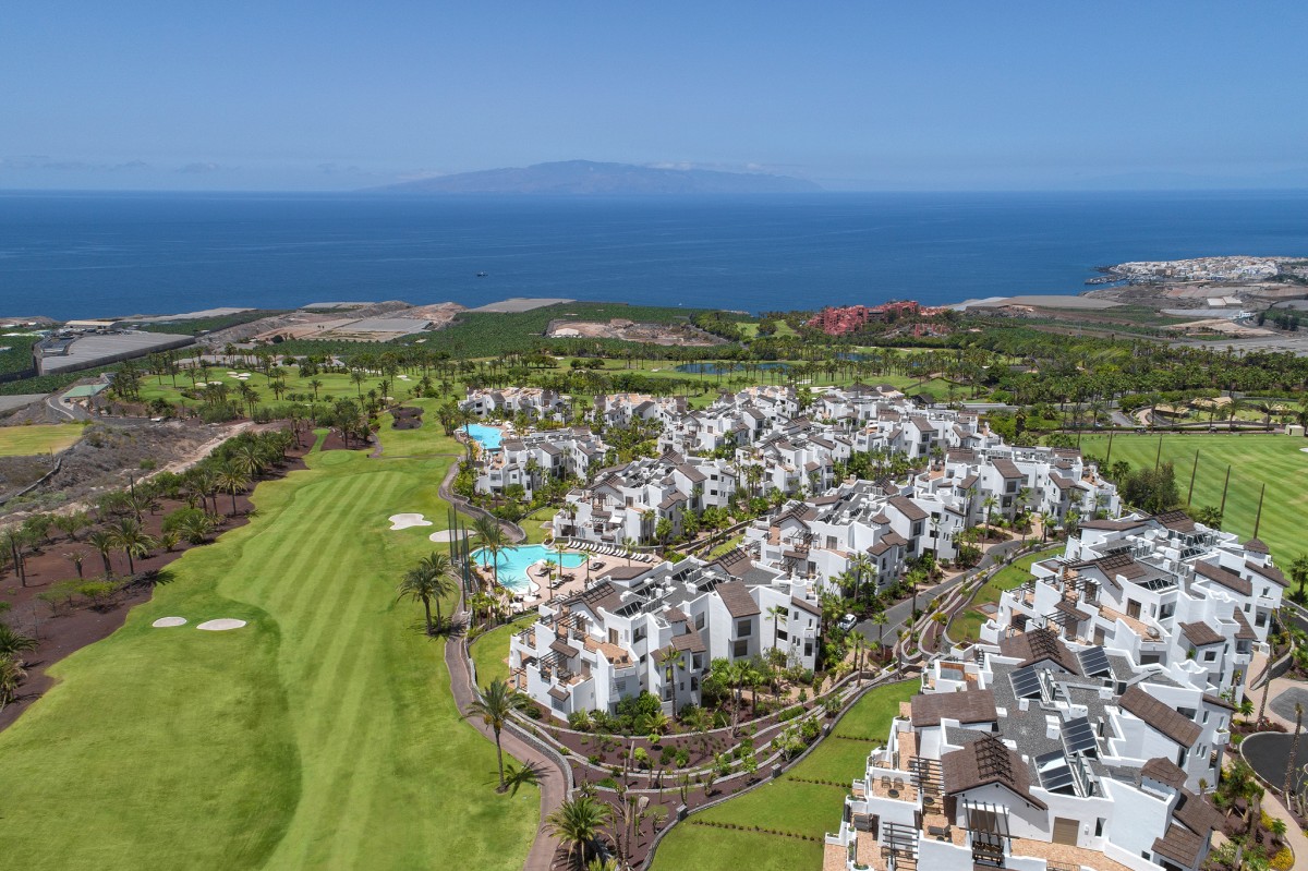 Un espectacular resort de lujo rodeado de naturaleza y con vistas al Atlántico y al Teide 