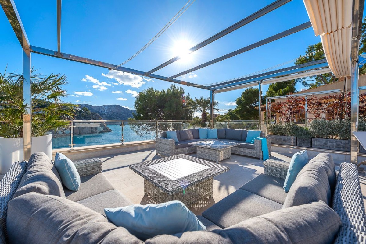 Jeden z zewnętrznych tarasów