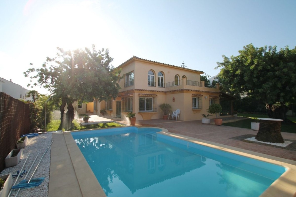 Cinq choses à considérer avant d'acheter une maison de vacances en Espagne