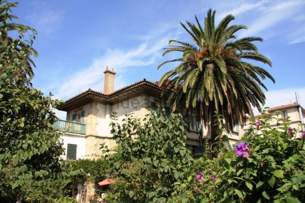 Antiguo palacete donde residió el Premio Nobel español