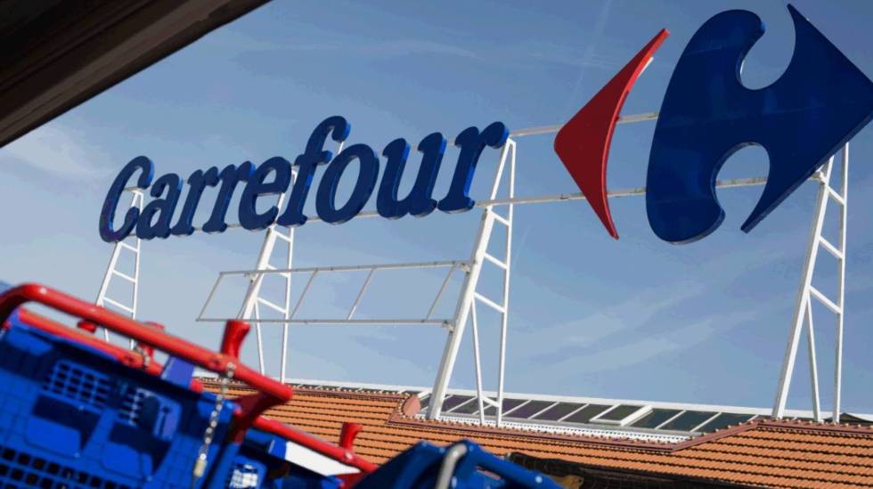Barings compra una cartera de diez supermercados a Carrefour por 73 millones