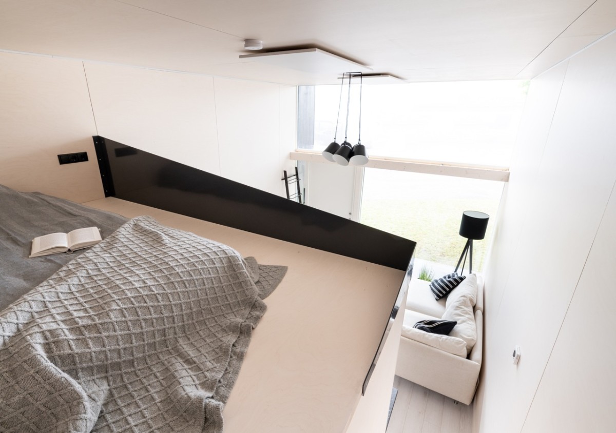 Se accede al dormitorio con una escalera