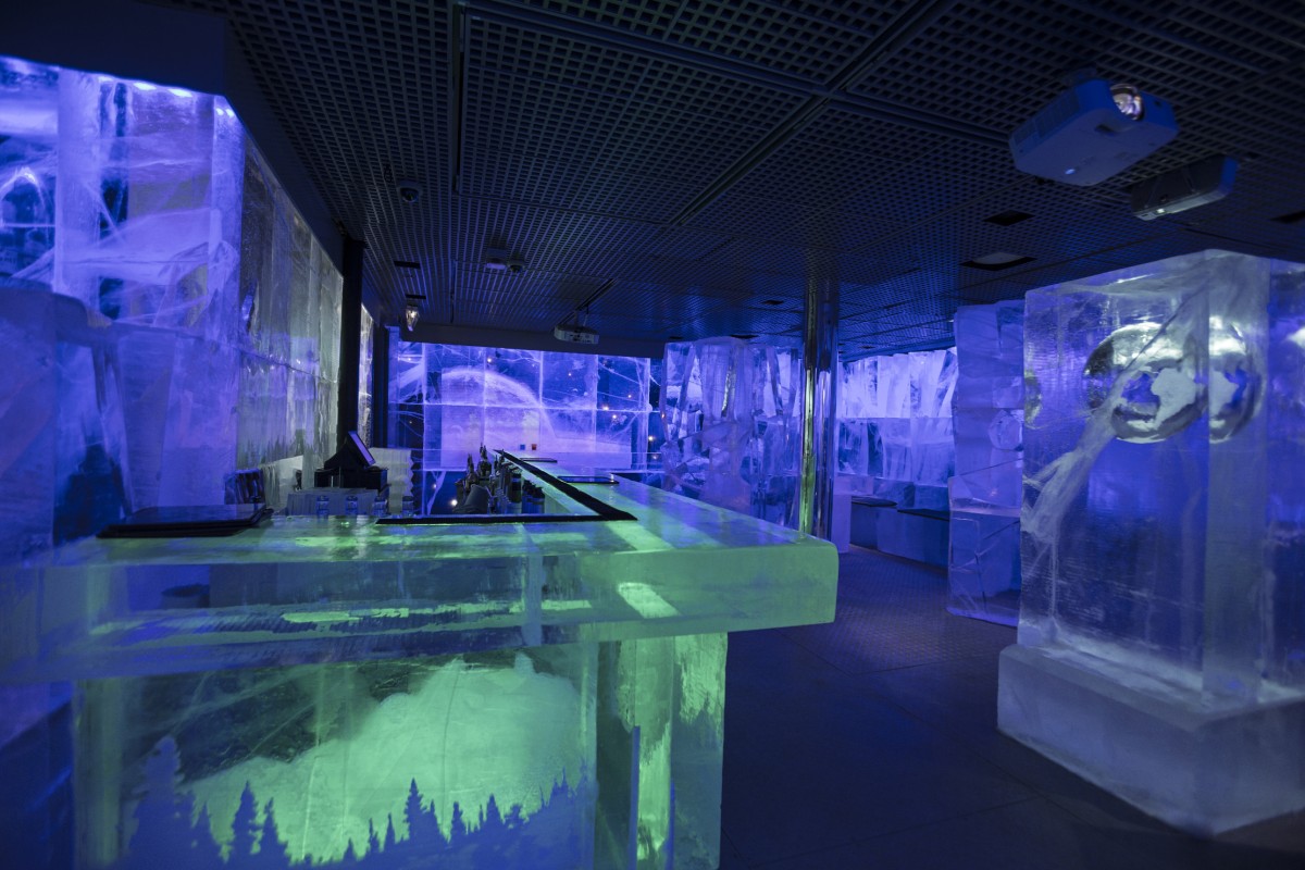 Restaurant / Ice Hotel