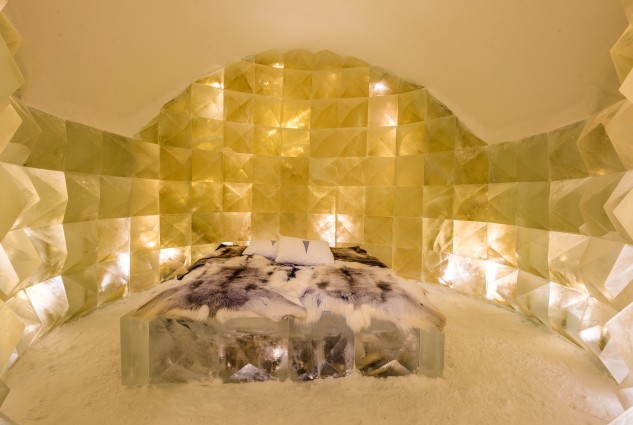 Mantes per aguantar el fred / Asaf Kliger/ Ice Hotel