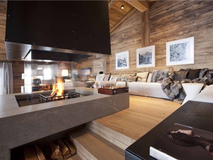 5de575d0fd9db2732d320a13