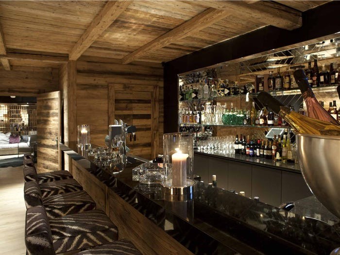 5de5760efd9db27353644cc4