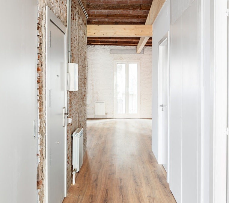 La vivienda es de planta rectangular