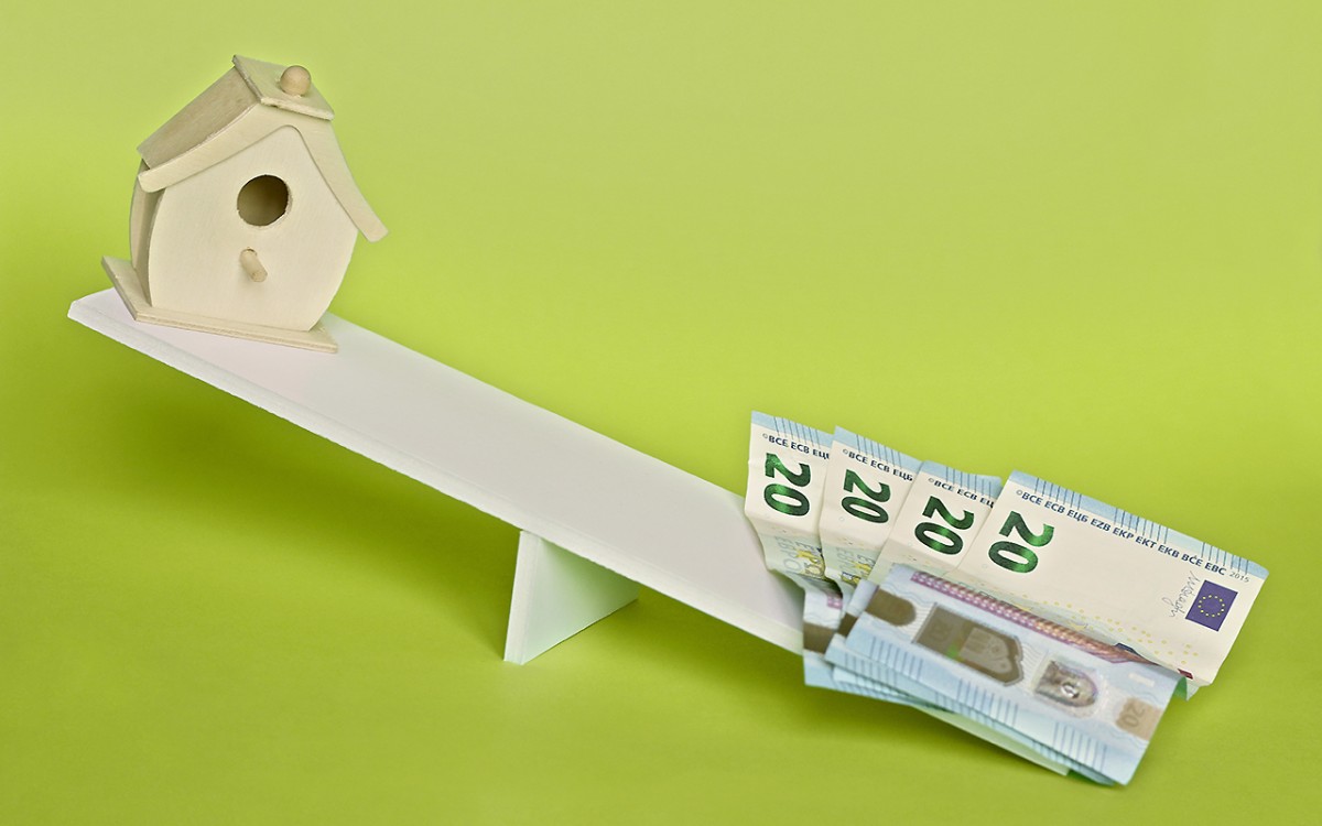 Peligros y ventajas de inflar el precio inicial de la casa que vendes