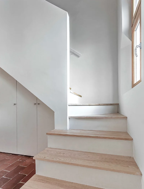 Para subir a la segunda planta