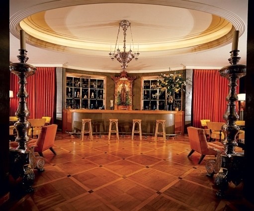 dam-images-homes-hollywood-warner-hosl04_warner