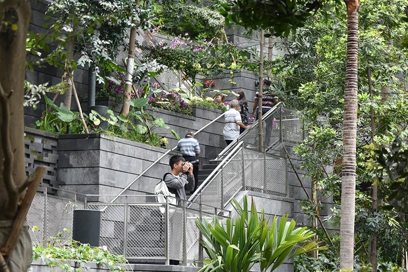 jewel-changi-airport-singapore-moshe-safdie-designboom-09