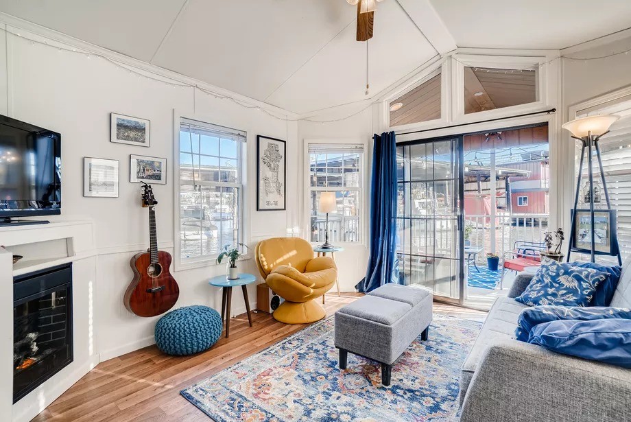 Interior con detalles y luminoso