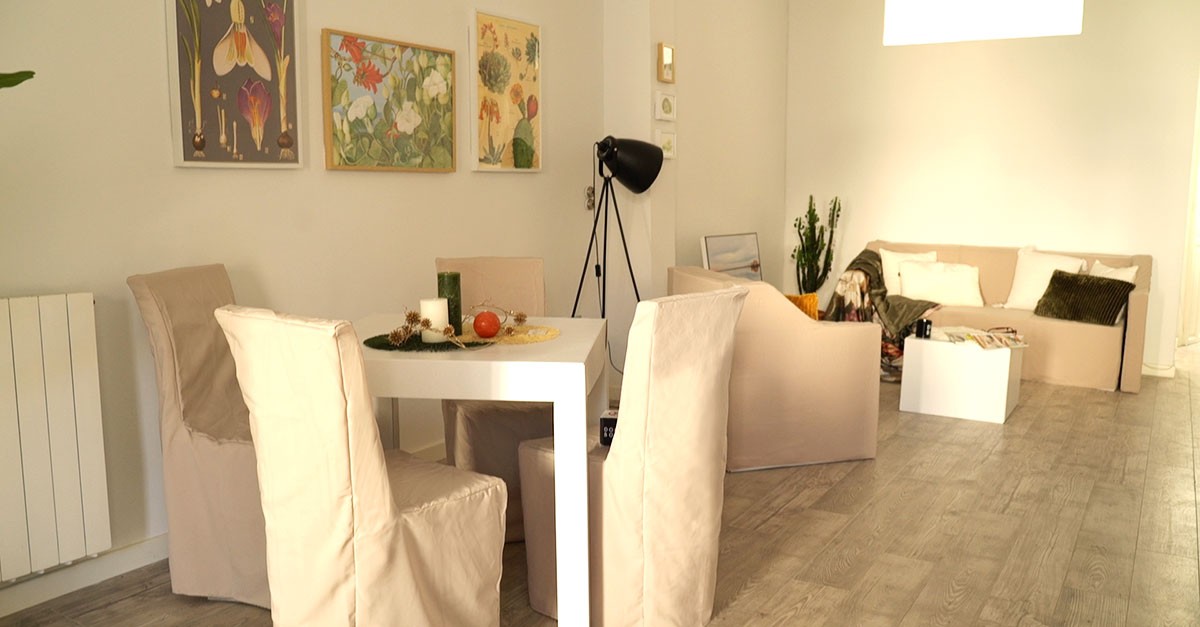Usar muebles de cartón o cómo vender una casa rápido y a buen precio con 500 euros de inversión