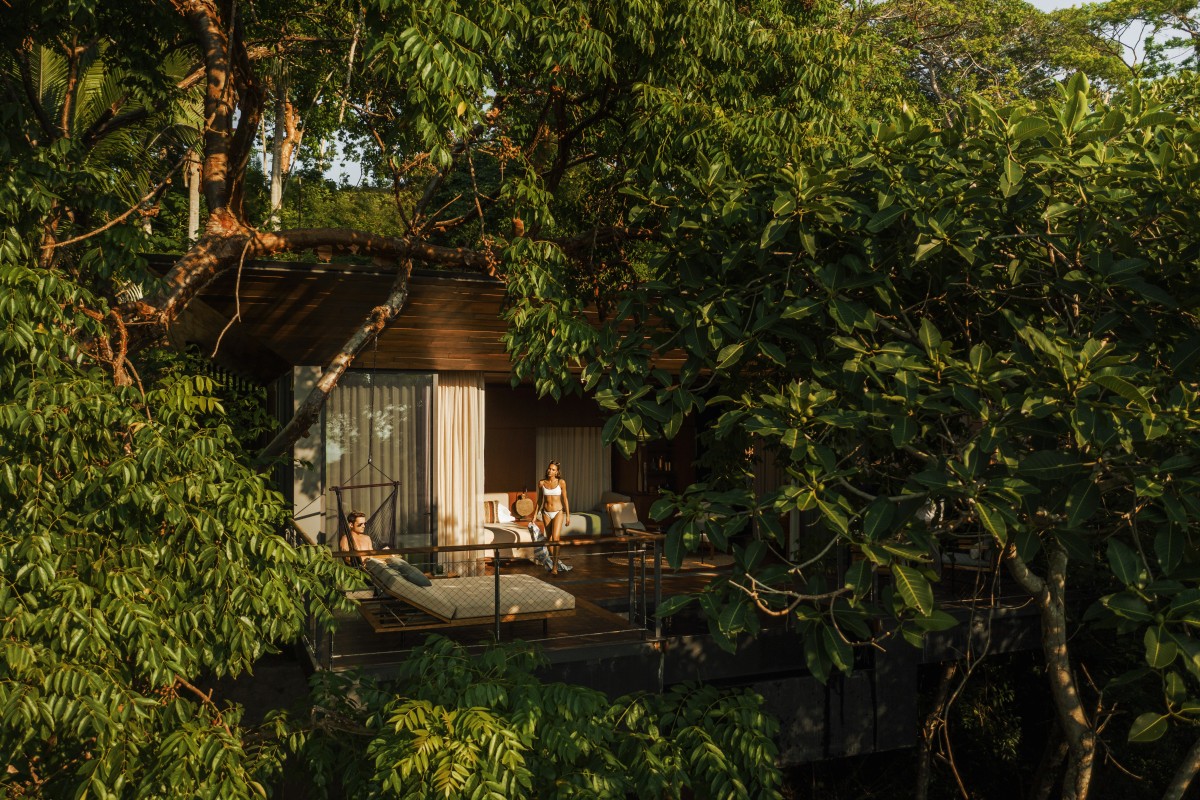 oo_mm_lifestyle_oceantreehouse_drone_terrace_2952_master