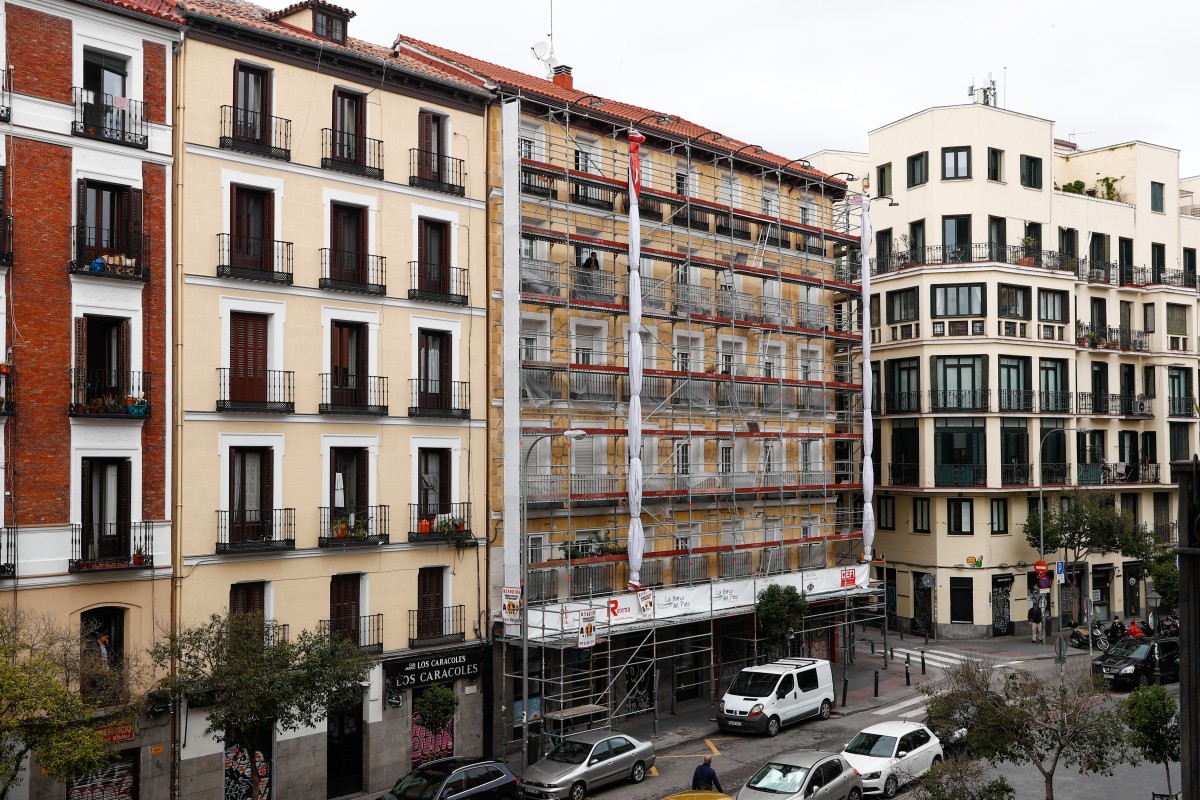 El Gobierno subvencionará a las CCAA hasta un 60% para la compra de viviendas de alquiler social