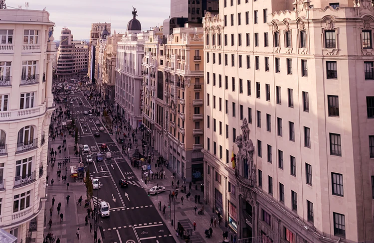Los APIs dan un golpe en la mesa: exigen que su actividad se considere esencial