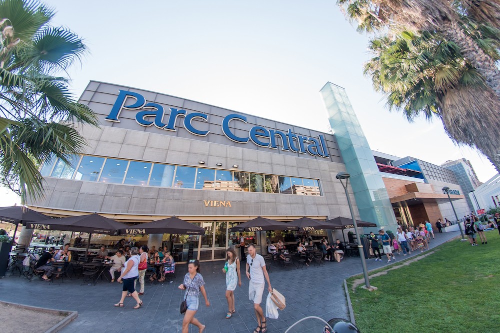 Blackstone y CBRE GI frenan sus planes en España y ponen en ‘stand by’ la venta de activos