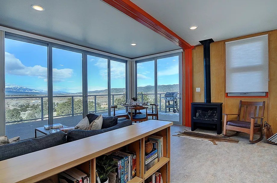 Interior revestido con madera