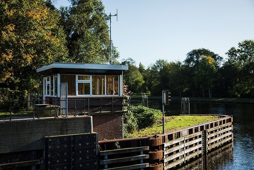 sweets-hotel-amsterdam-bridge-3