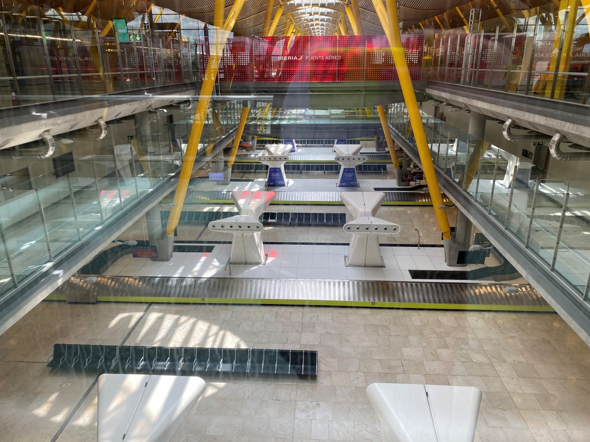 El aeropuerto Madrid Barajas, una mole fantasma en plena lucha contra el coronavirus
