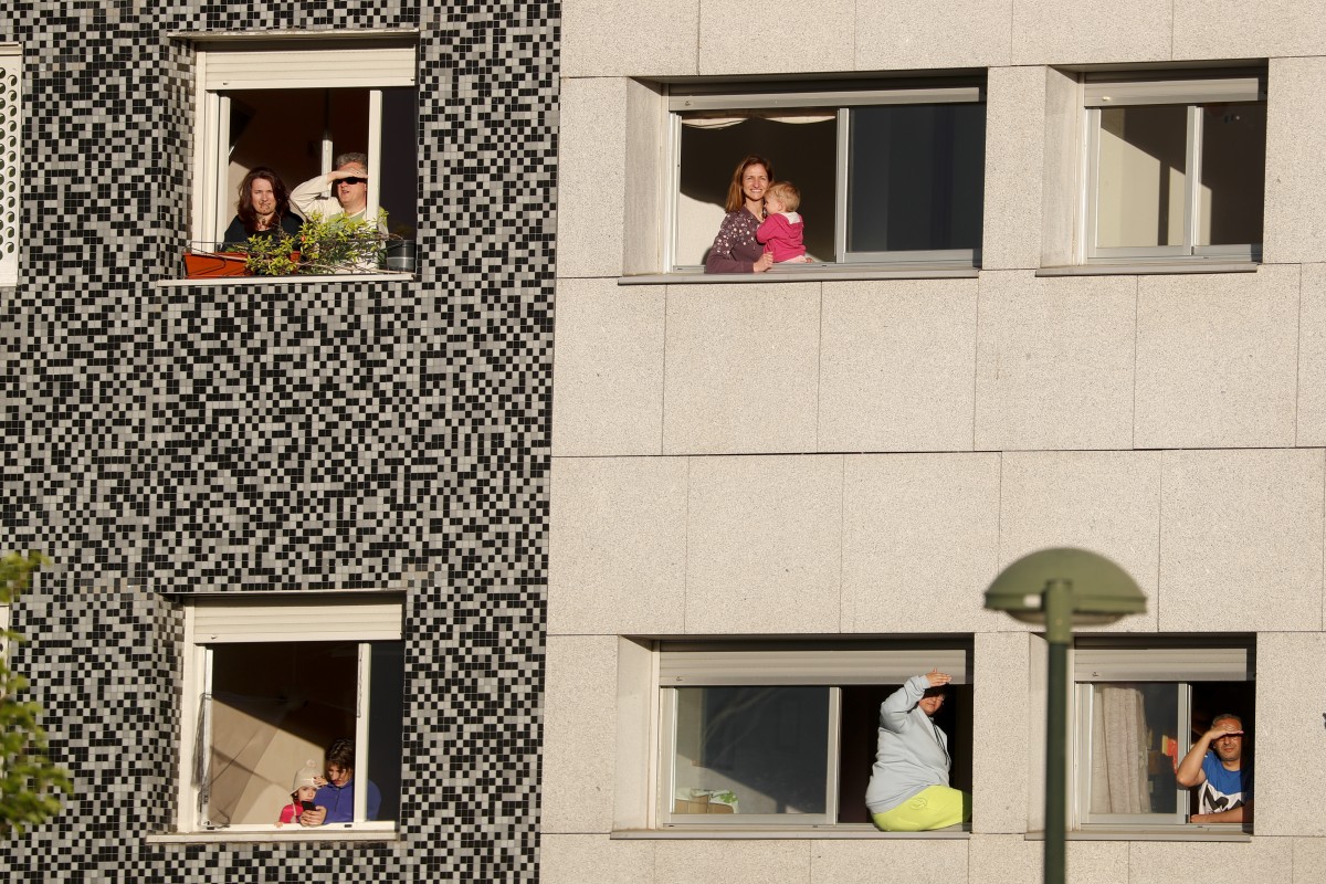 La app Mr Neiborhú permite la colaboración entre vecinos confinados para la gestión de su comunidad