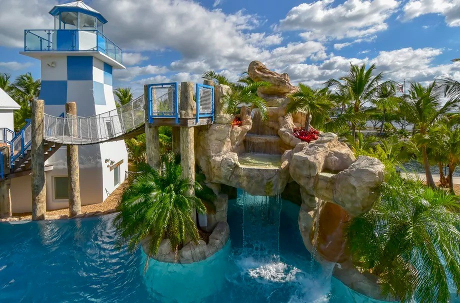 Un casoplón con parque acuático privado para pasar la cuarentena