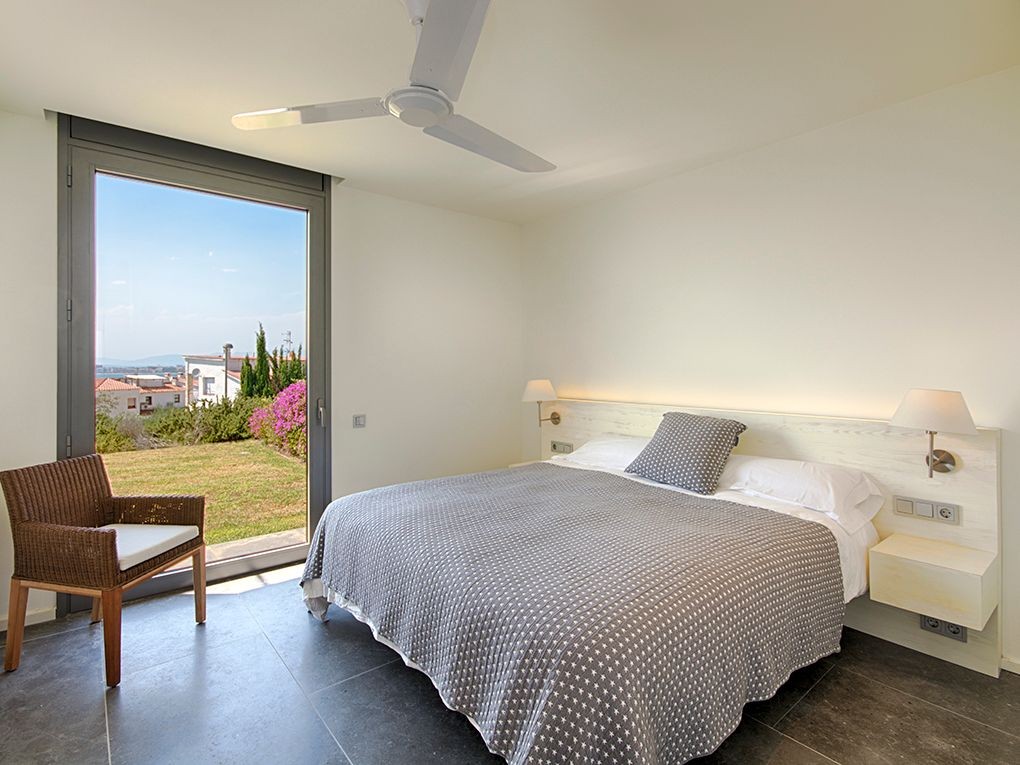 Many of the bedrooms have direct access to the garden Many of the bedrooms have direct access to the garden