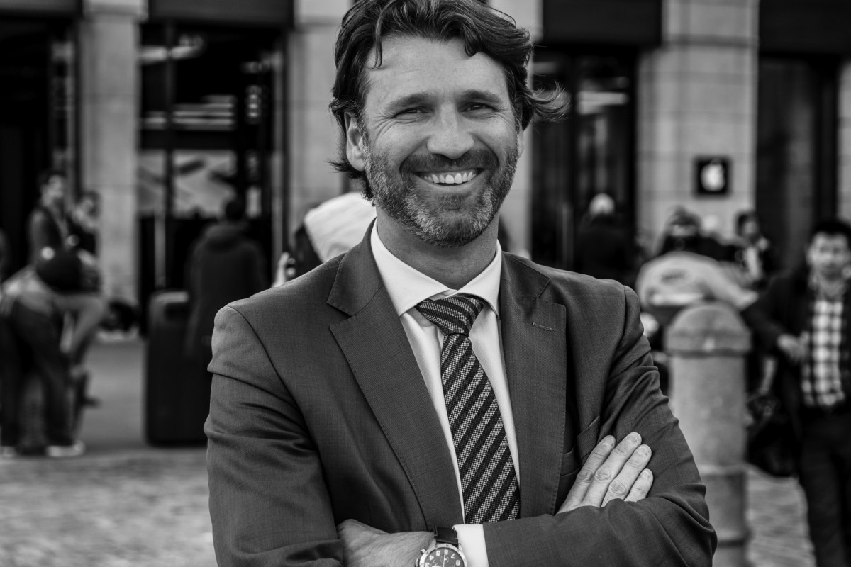 CBRE prescinde de uno de sus ‘tótems’ en 'retail': sale Óscar García en el marco de su reestructuración