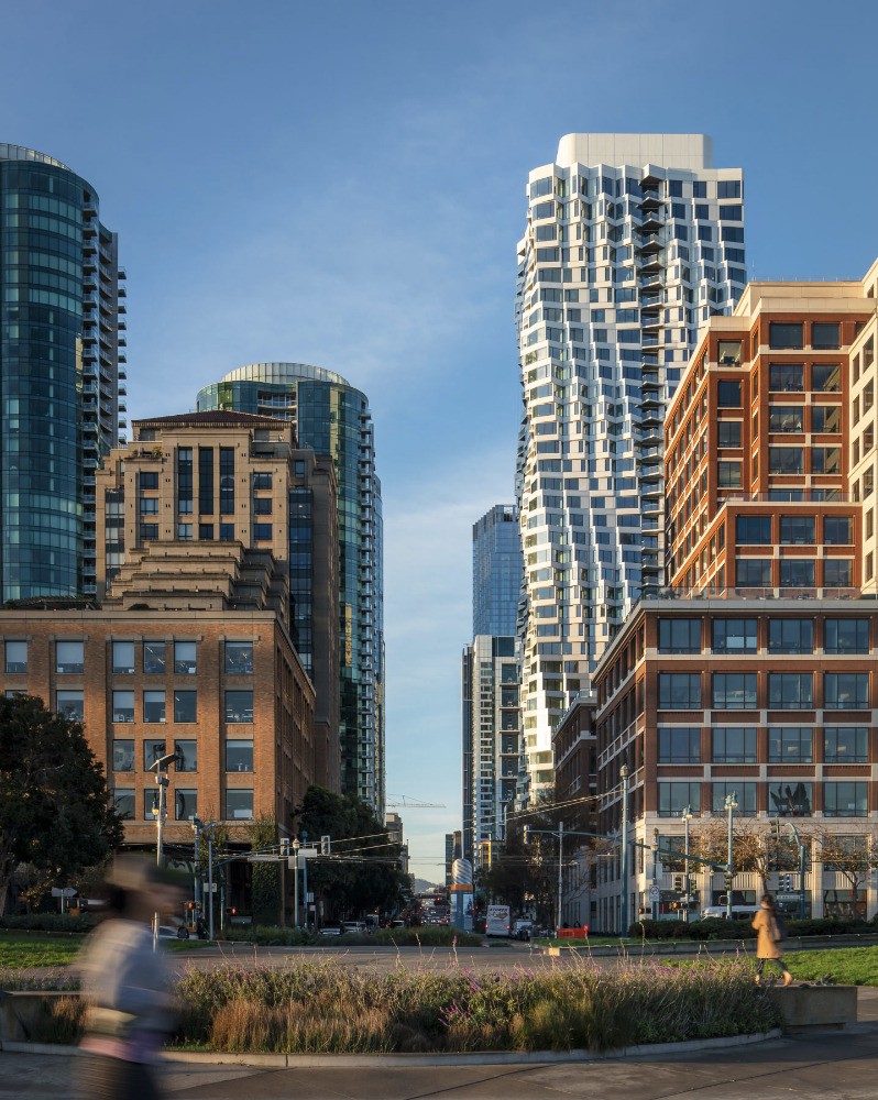 Es uno de los edificios más alto de la zona