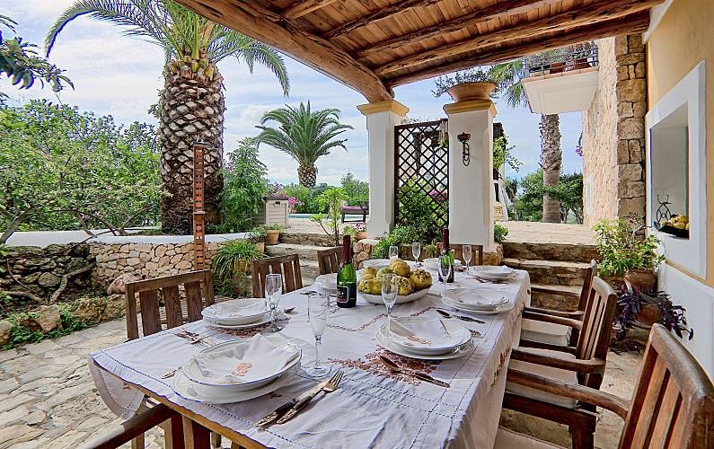 casa-campo-ibiza-zona-estar-exterior