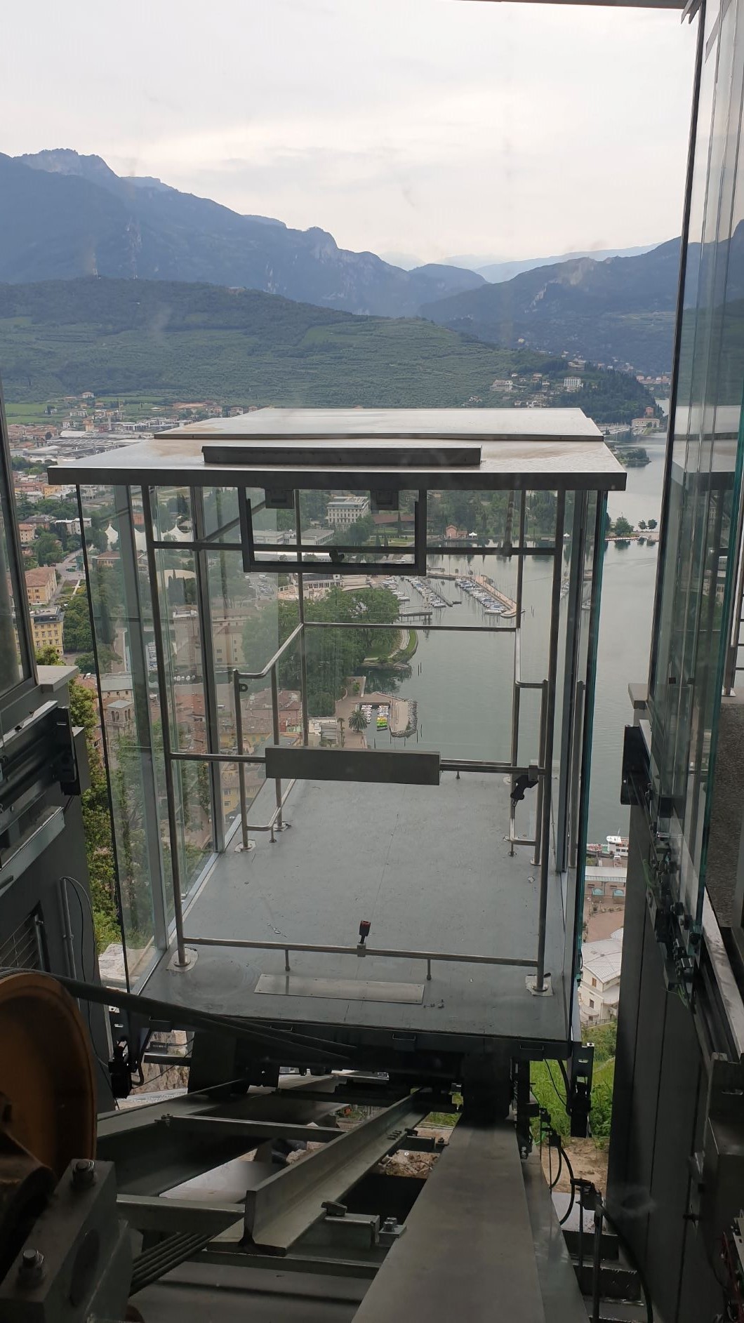 masperoelevatori_bastione_riva_del_garda_ph.studiofontanalotti_091122_b