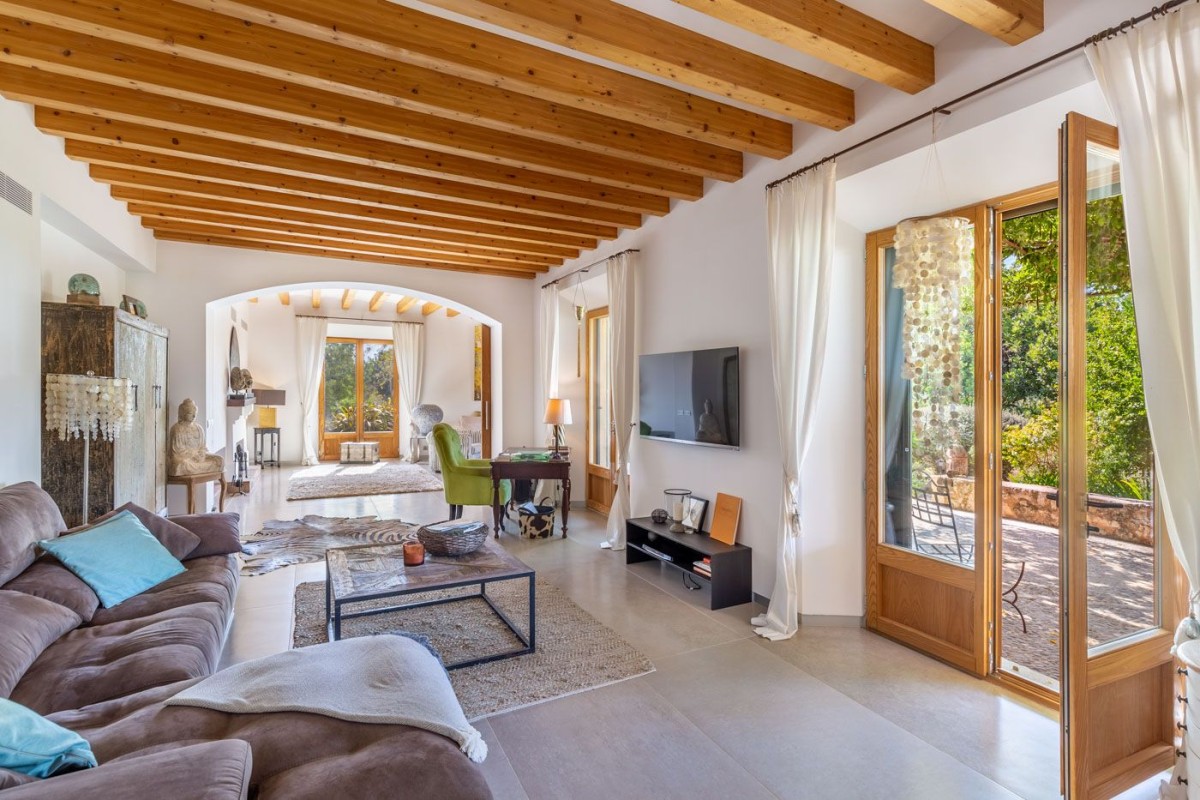 The living room opens directly onto the garden The living room opens directly onto the garden