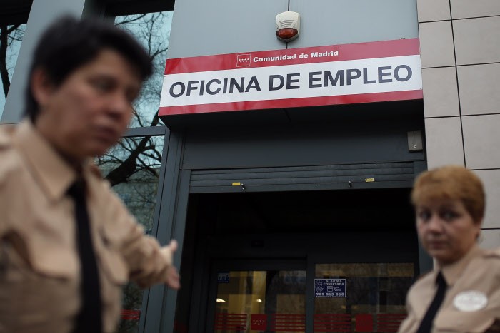 He salido del ERTE, pero sigo cobrando el paro: qué hacer y cómo devolver el dinero al SEPE