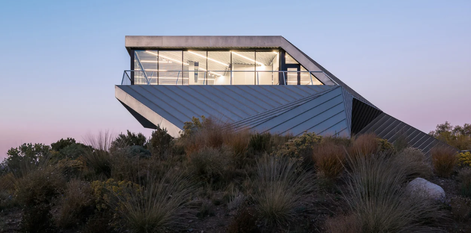 Esta espectacular casa en el desierto de Nevada mezcla lujo, diseño y eficiencia energética