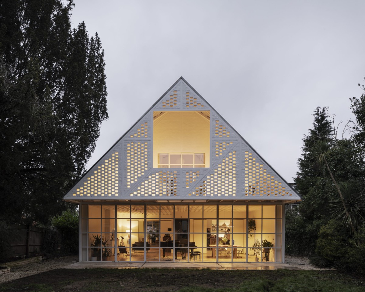 Innovación y creatividad en esta fantástica vivienda de estilo neotudor a las afueras de Londres