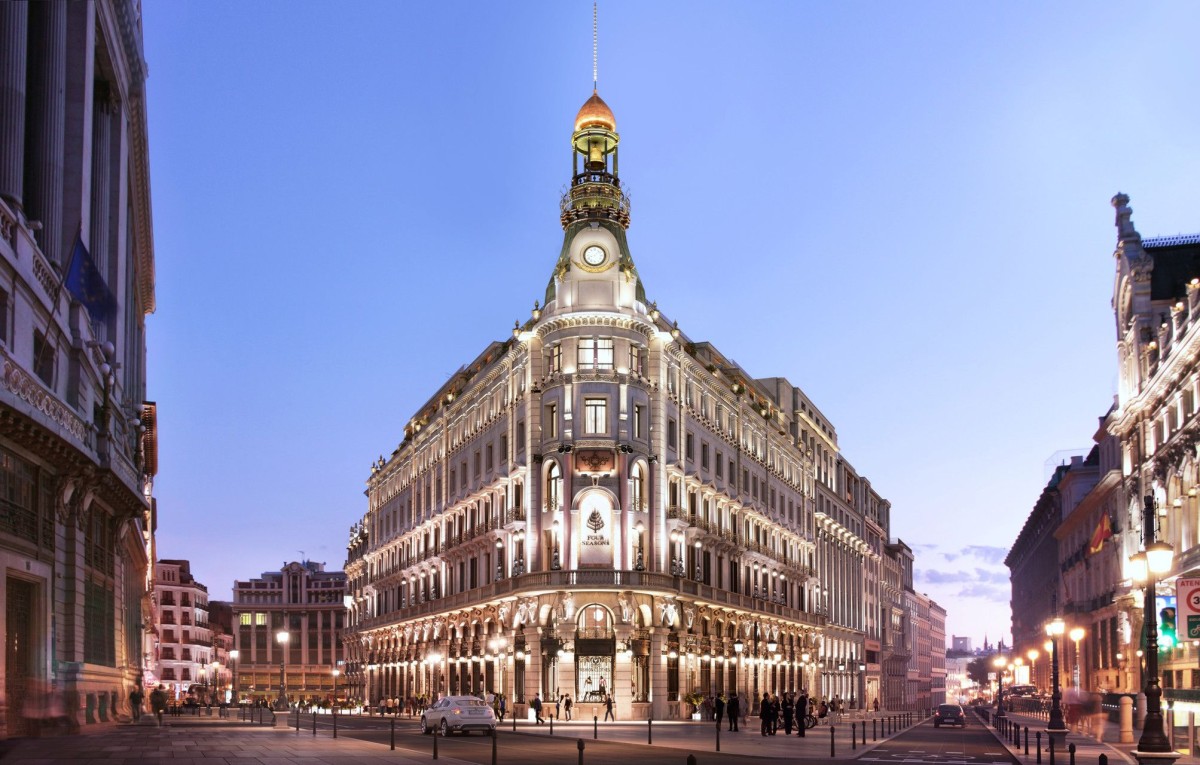 "La apertura del hotel Four Seasons Canalejas ha sido una montaña rusa de emociones"