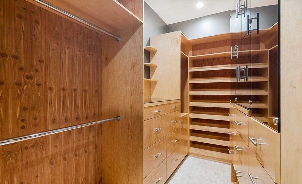 Enorme para toda la ropa que necesitan