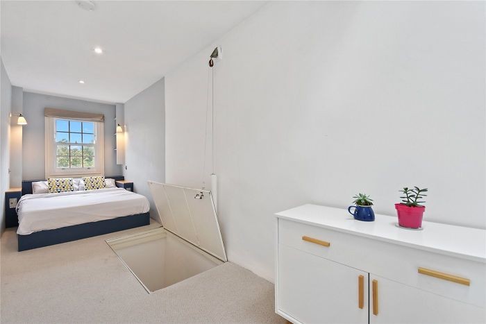 smallest-narrowest-house-london3