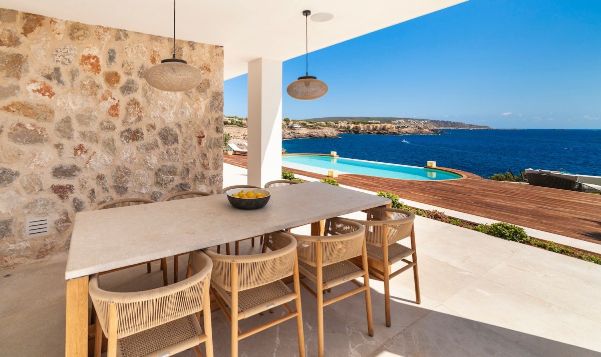 The views can be enjoyed from the balconies and terrace areas The views can be enjoyed from the balconies and terrace areas
