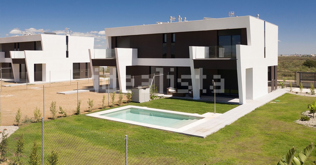 Viviendas prefabricadas de lujo en Isla Canela desde 345.000 euros