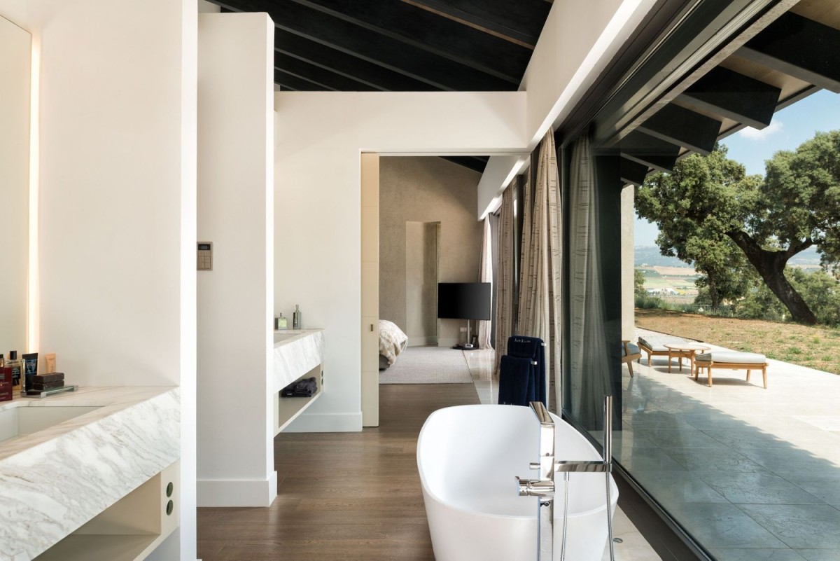 Il bagno è un'oasi di tranquillità Il bagno è un'oasi di tranquillità