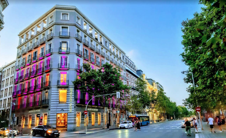 Mutualidad de la Abogacía, nuevo casero de Adolfo Domínguez en plena milla de oro de Madrid