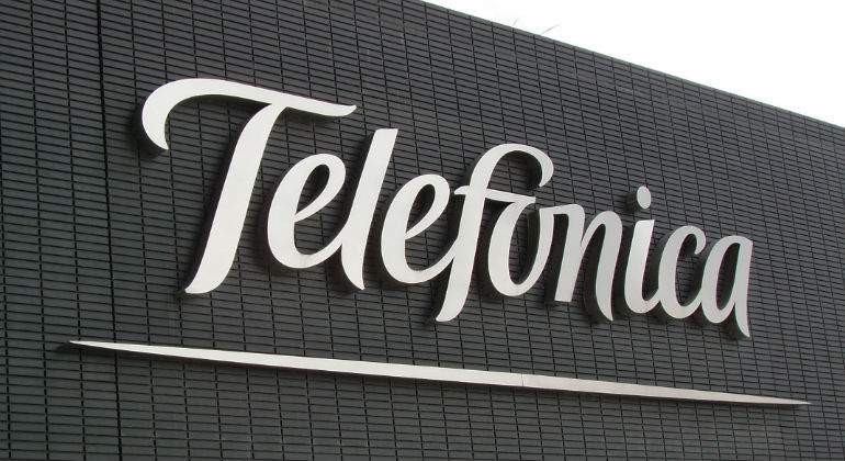 Telefónica suelta lastre inmobiliario al otro lado del charco: vende activos en Colombia