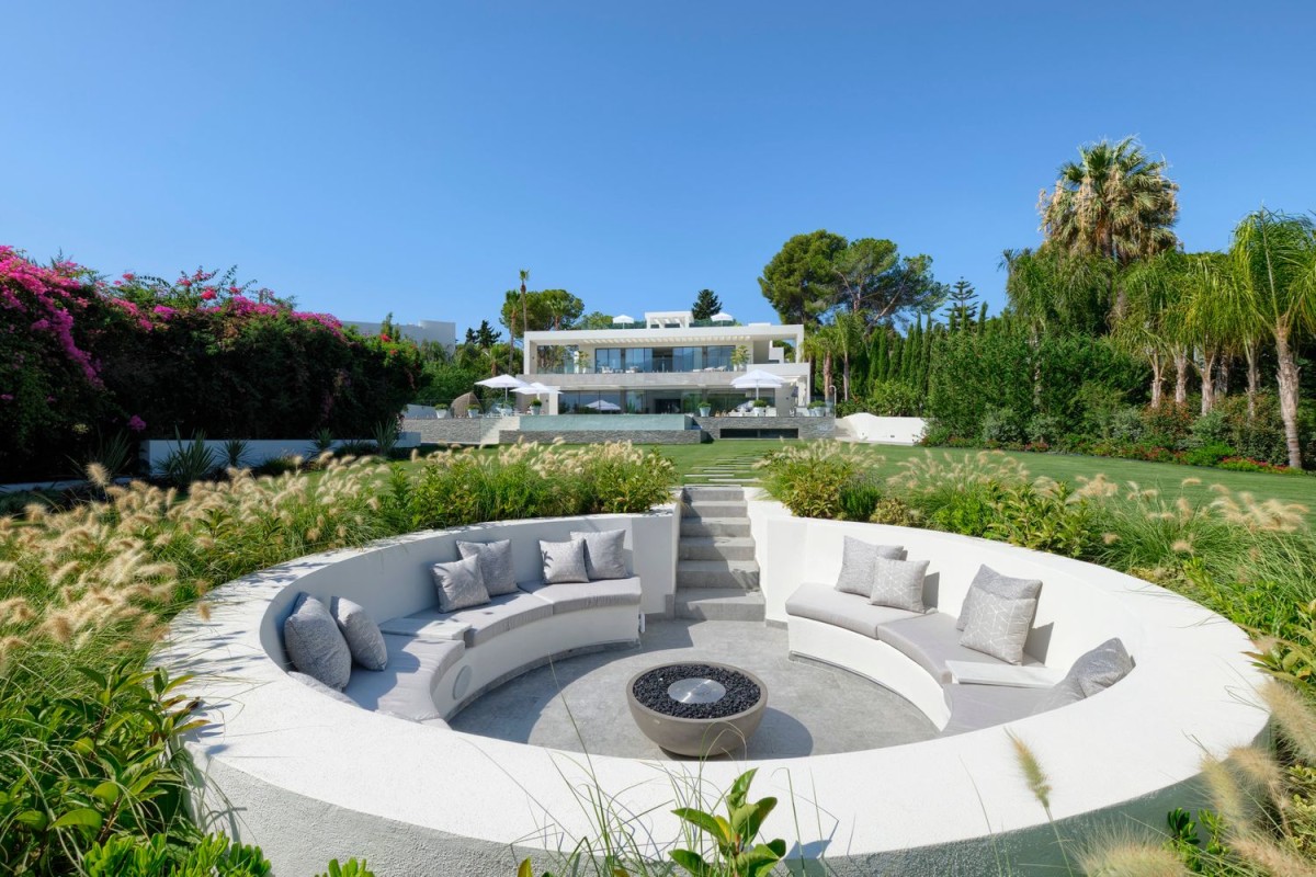 The exterior of the property is a real haven of tranquility The exterior of the property is a real haven of tranquility