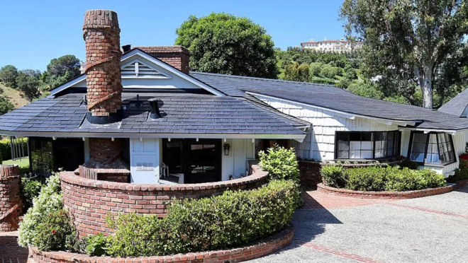 Las extravagancias inmobiliarias de Elon Musk, capaz de vender cuatro mansiones en un lote