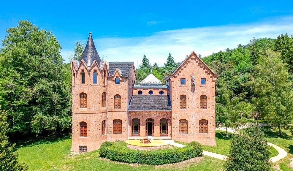 Spanish castle for sale in Girona