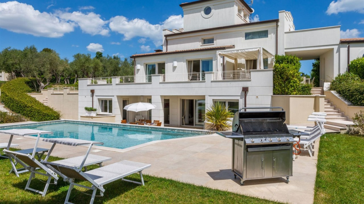 Holiday working, el nuevo concepto de vivienda vacacional para los que trabajan desde casa