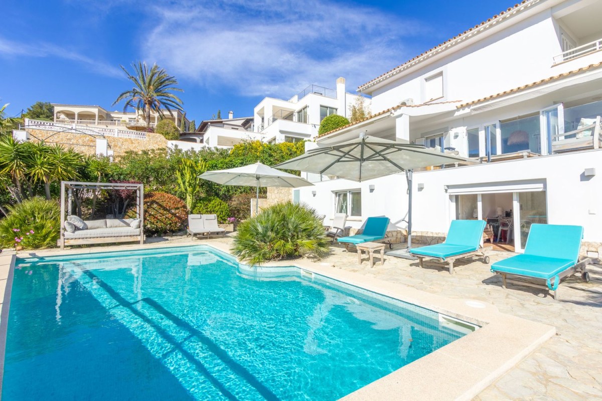 Cette belle villa est à vendre à Majorque