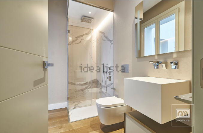 Con una ducha espectacular