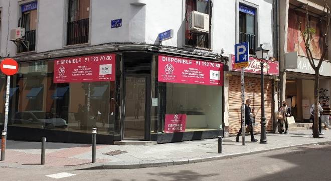 Rose Capital comercializa un local con música, proyecciones y puertas abiertas en Madrid